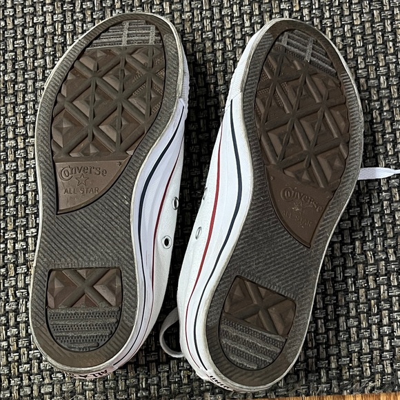 Converse White Low-Top Sneakers - Picture 10 of 10